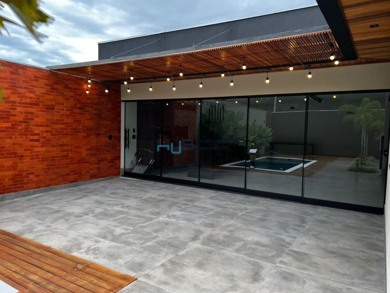 Imagem da propriedade HUB103070 3